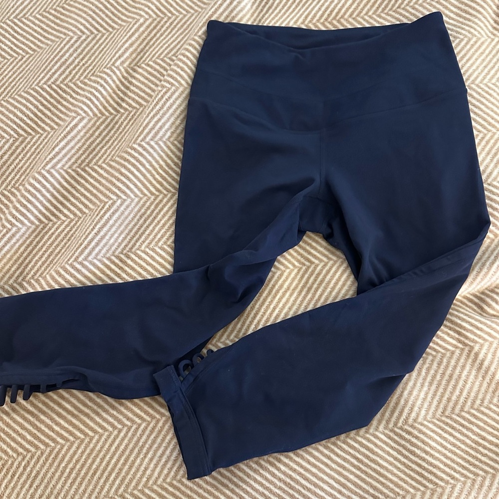 Zella Women's Navy Leggings 3/4 length